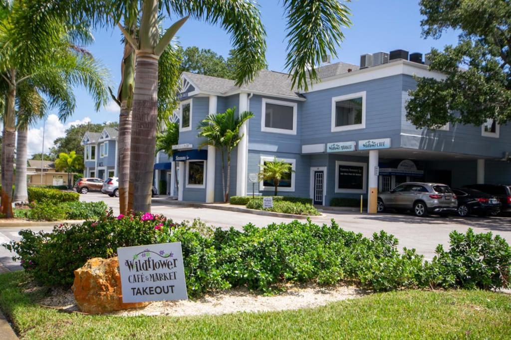 Beach Side Studio With Pool And Parking Apartment Clearwater Exterior photo