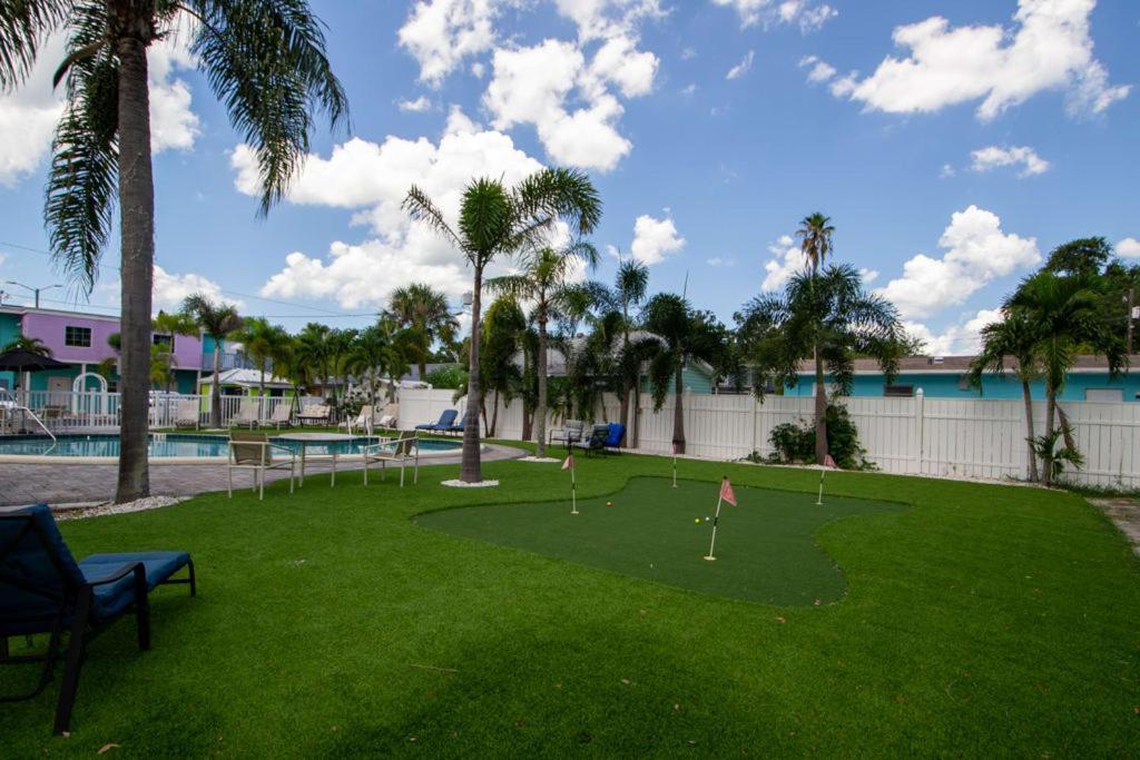 Beach Side Studio With Pool And Parking Apartment Clearwater Exterior photo