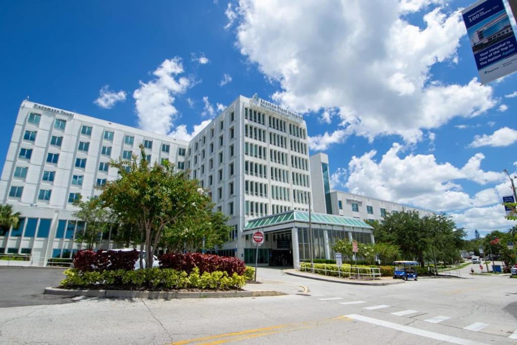 Beach Side Studio With Pool And Parking Apartment Clearwater Exterior photo